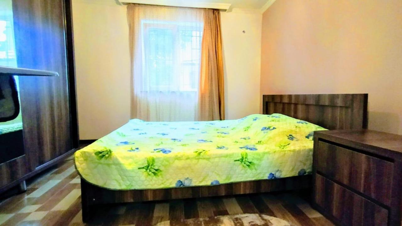 Nita Apartment Kobuleti ภายนอก รูปภาพ