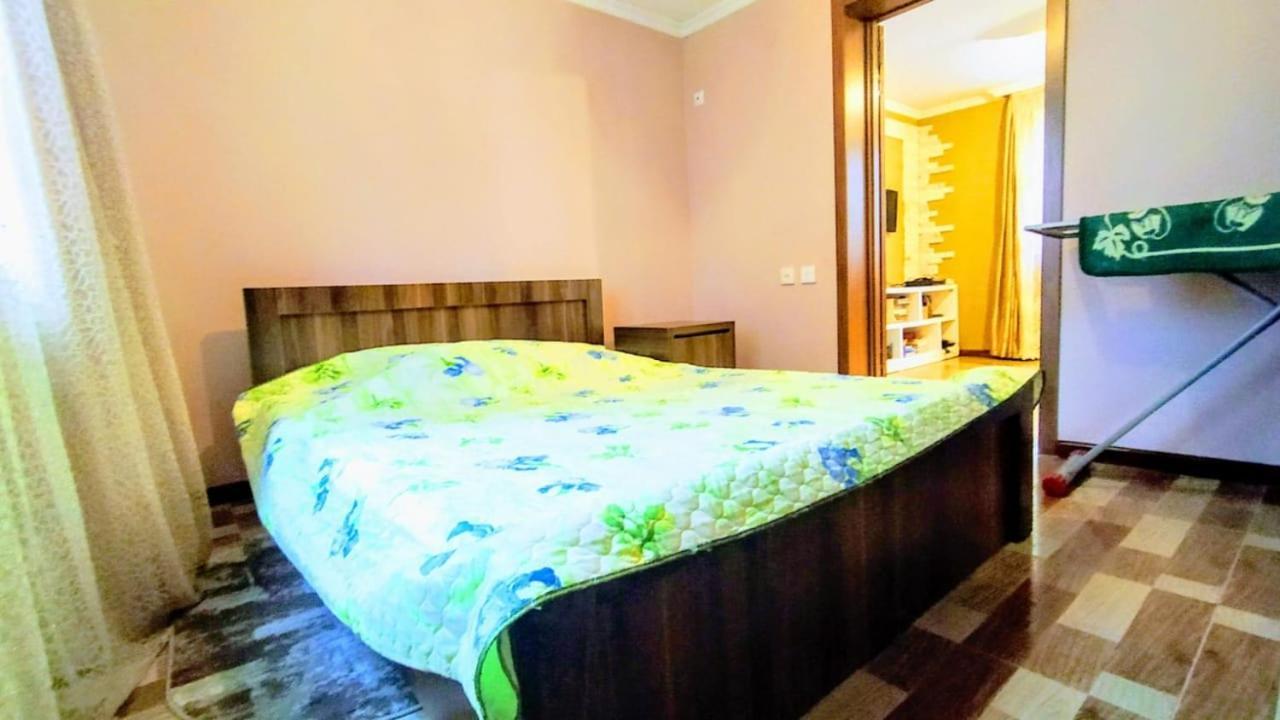 Nita Apartment Kobuleti ภายนอก รูปภาพ