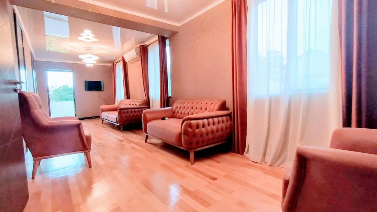 Nita Apartment Kobuleti ภายนอก รูปภาพ